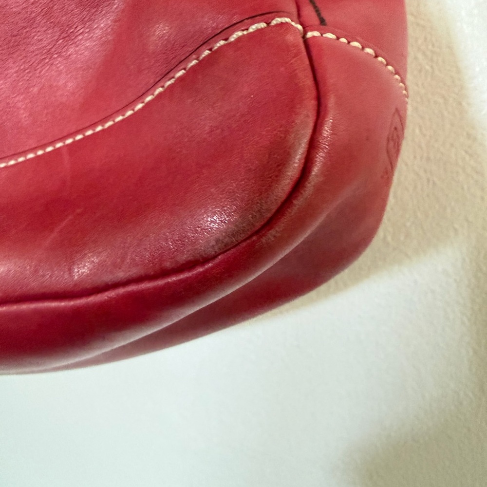 Coach Legacy Turnlock Double Pocket in Red Raspberry - Picture 4 of 15